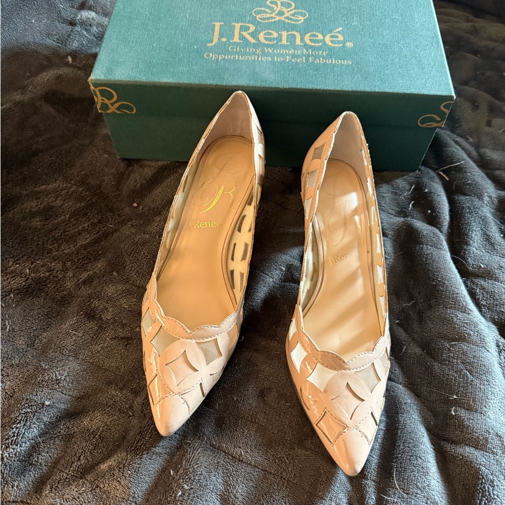 J.Renee Women's Tan Cutout heels